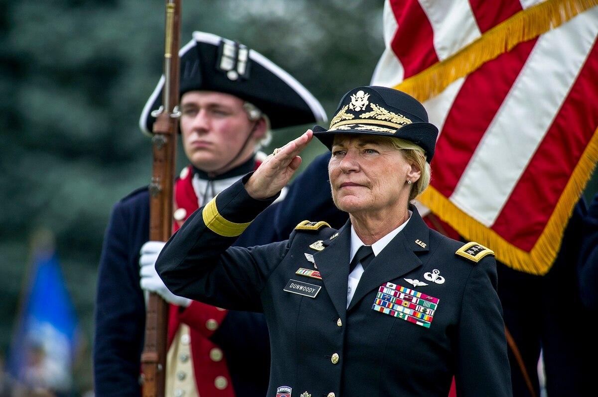  West Point to honor first female 4-star general