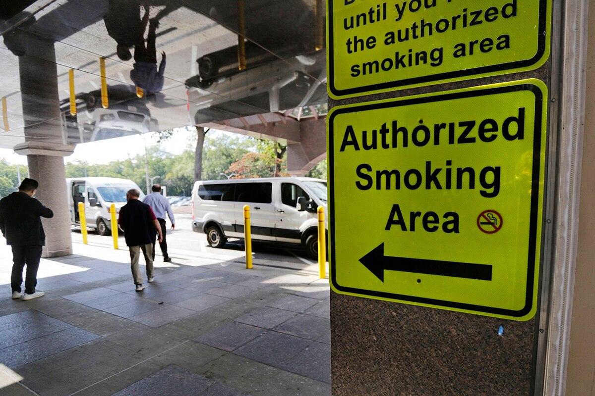  Nationwide smoking ban at VA facilities has some veterans fuming