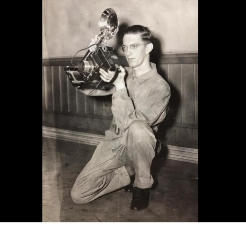  WWII vet, 100, takes to Reddit to answer questions