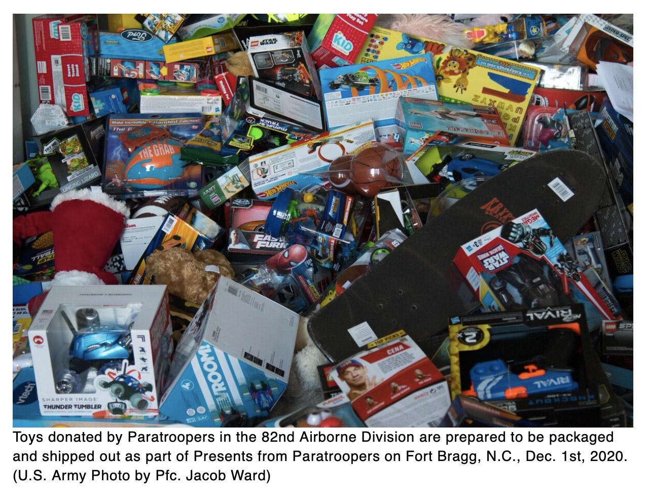 82nd Airborne paratroopers earn Chilean jump wings as part of holiday toy drive
