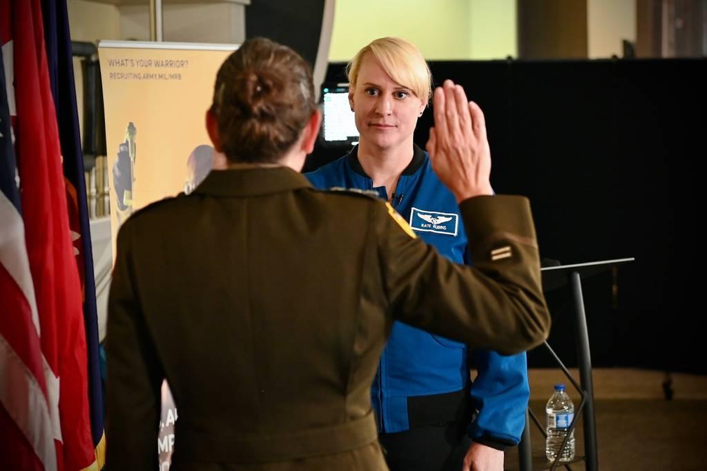 Dr. Kate Rubins, a NASA astronaut, was given her oath of office by Lt. Gen. Jody Daniels at her swearing in ceremony at the Johnson Space Center in Houston, Nov. 2, 2021. (Sgt. 1st Class Javier Orona/Army) NASA astronaut joins Army Reserve