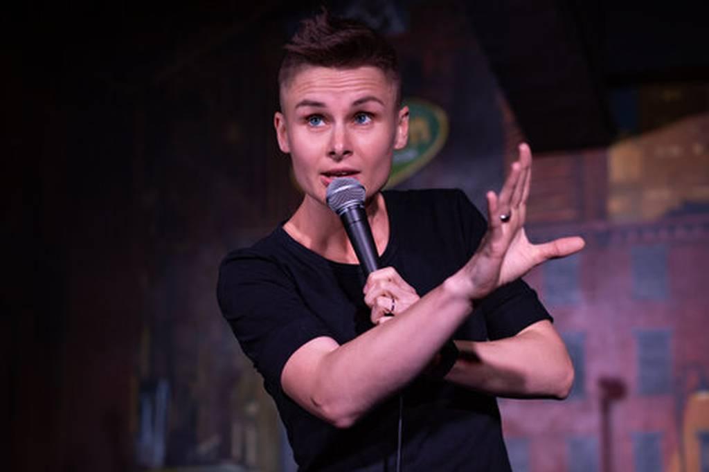 Comedian Ashley Gutermuth, winner of The Tonight Show Seinfeld Challenge, uses her experiences as a military spouse to inform her jokes. (Ashley Gutermuth)